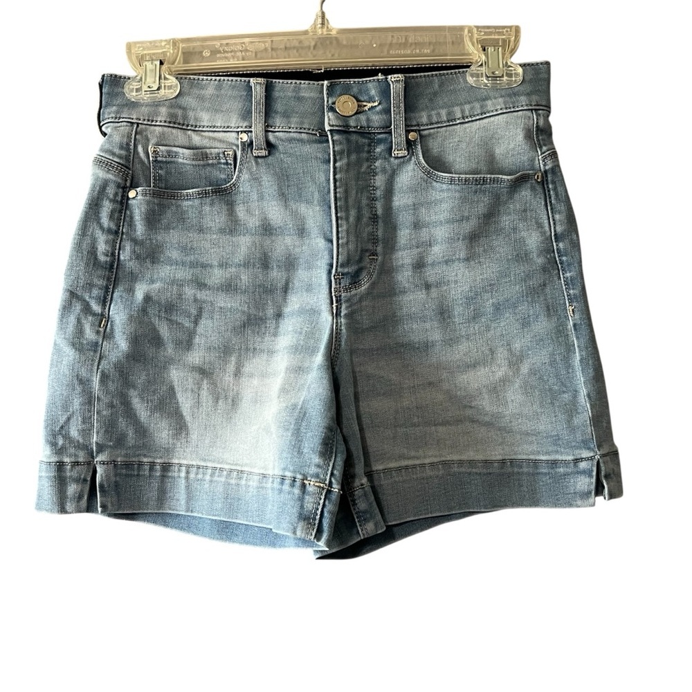 WHBM White House Black Market Denim Shorts Size 0 Mid Rise‎ Blue Wash